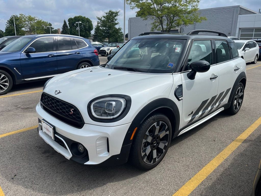 2024 MINI Cooper S Countryman Iconic