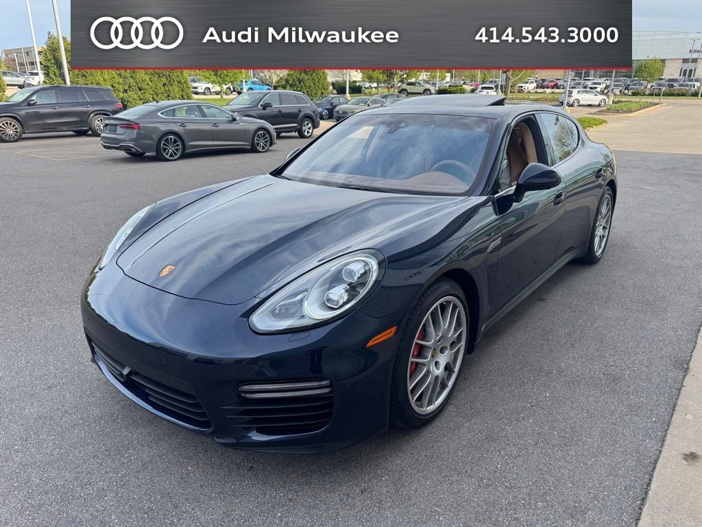 2016 Porsche Panamera GTS