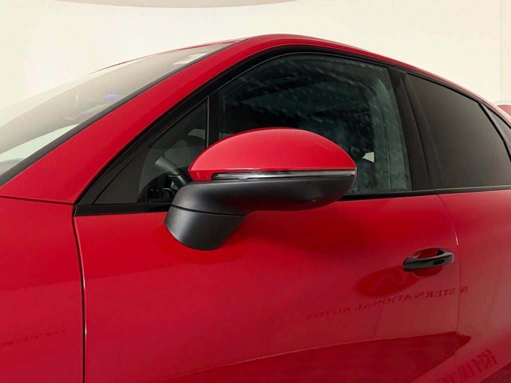 2023 Porsche Cayenne Base