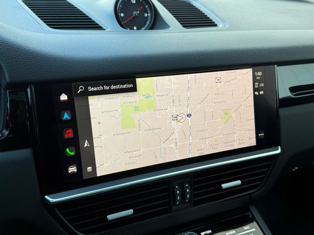 2023 Porsche Cayenne Base