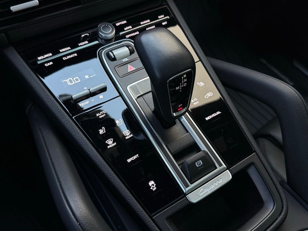 2023 Porsche Cayenne Base