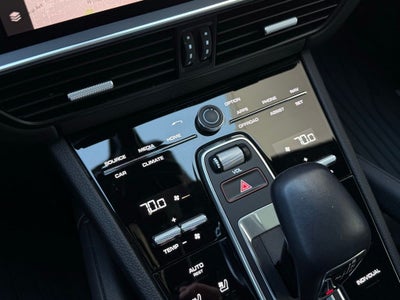 2023 Porsche Cayenne Base