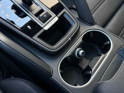 2023 Porsche Cayenne Base