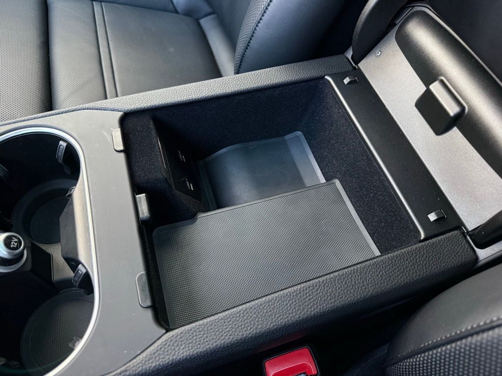 2023 Porsche Cayenne Base