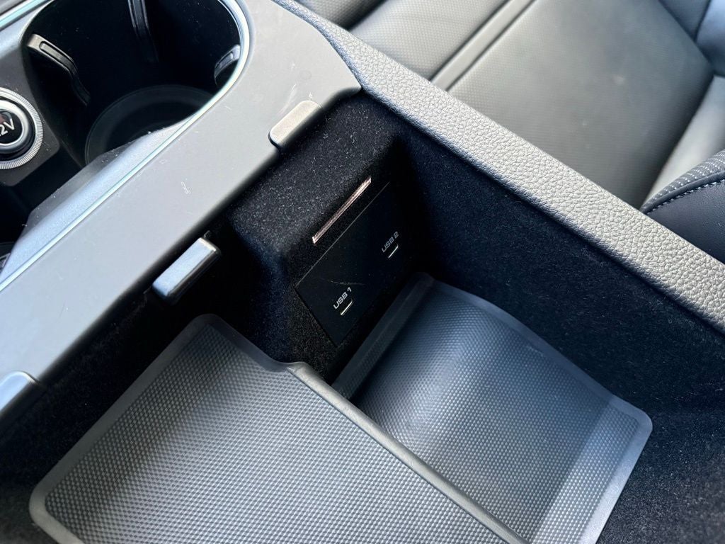 2023 Porsche Cayenne Base