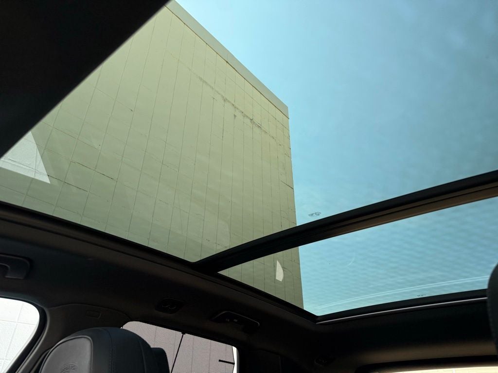 2023 Porsche Cayenne Base