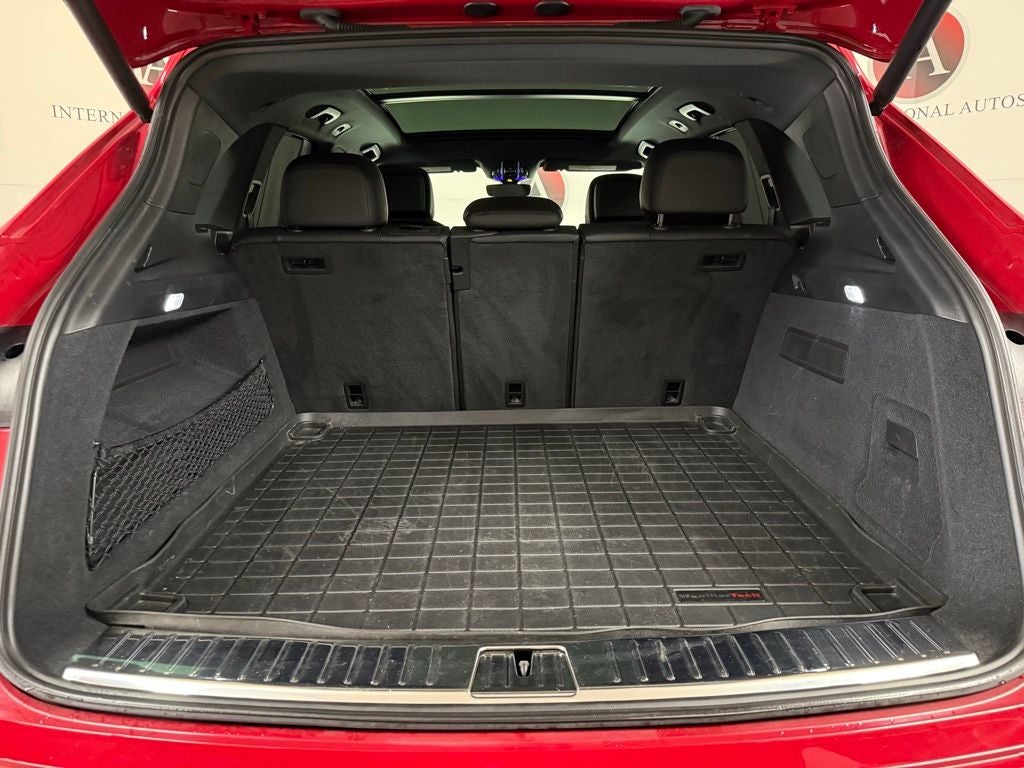 2023 Porsche Cayenne Base
