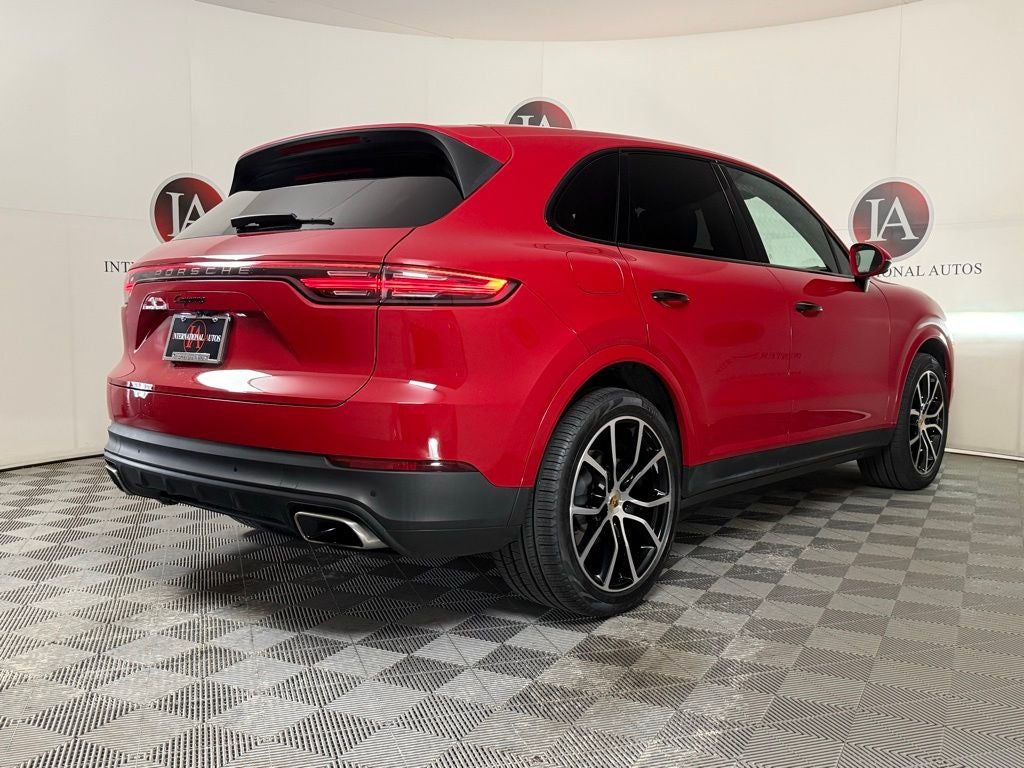 2023 Porsche Cayenne Base