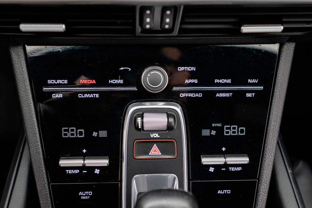 2020 Porsche Cayenne Base