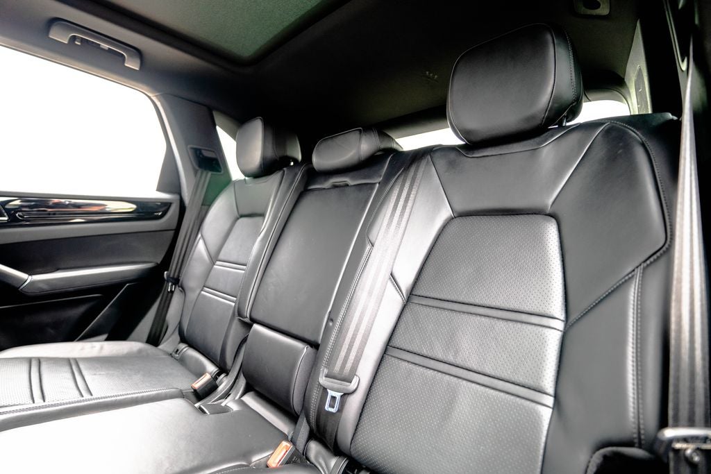 2020 Porsche Cayenne Base