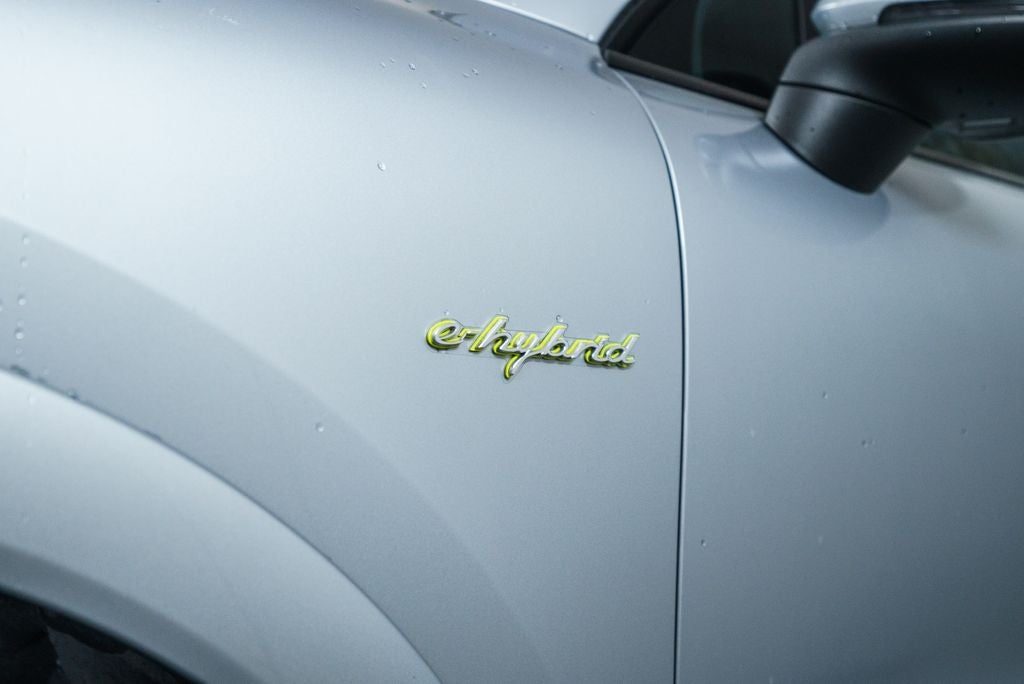 2023 Porsche Cayenne E-Hybrid Base