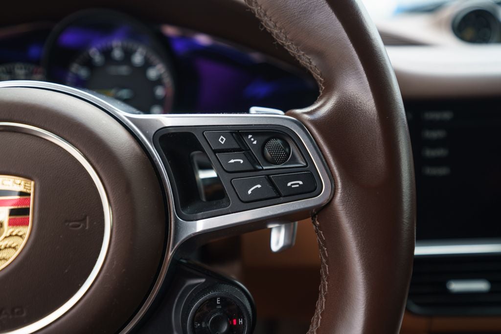 2023 Porsche Cayenne E-Hybrid Base