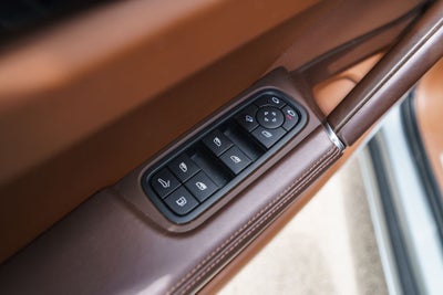 2023 Porsche Cayenne E-Hybrid Base