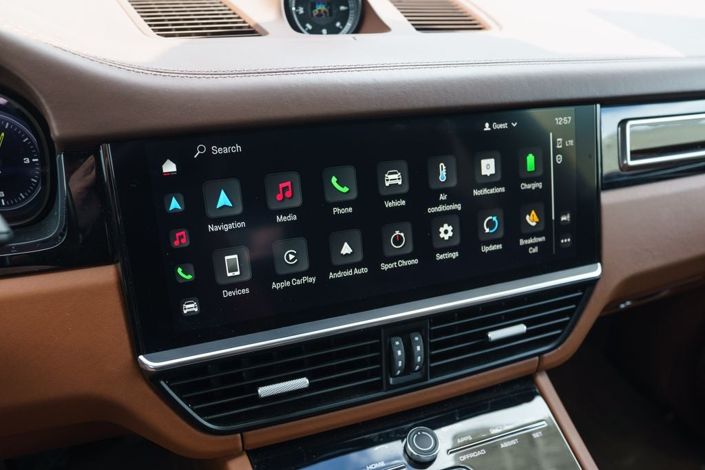 2023 Porsche Cayenne E-Hybrid Base