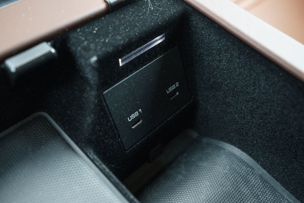 2023 Porsche Cayenne E-Hybrid Base