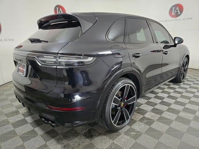 2021 Porsche Cayenne GTS