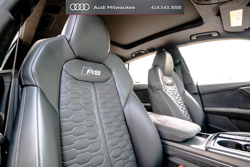 2025 Audi RS Q8 performance 4.0T quattro