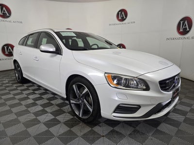 2015 Volvo V60 T6 R-Design Platinum