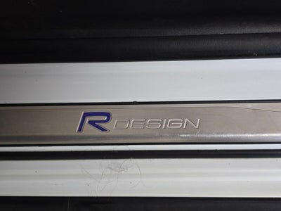 2015 Volvo V60 T6 R-Design Platinum