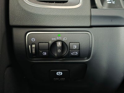 2015 Volvo V60 T6 R-Design Platinum