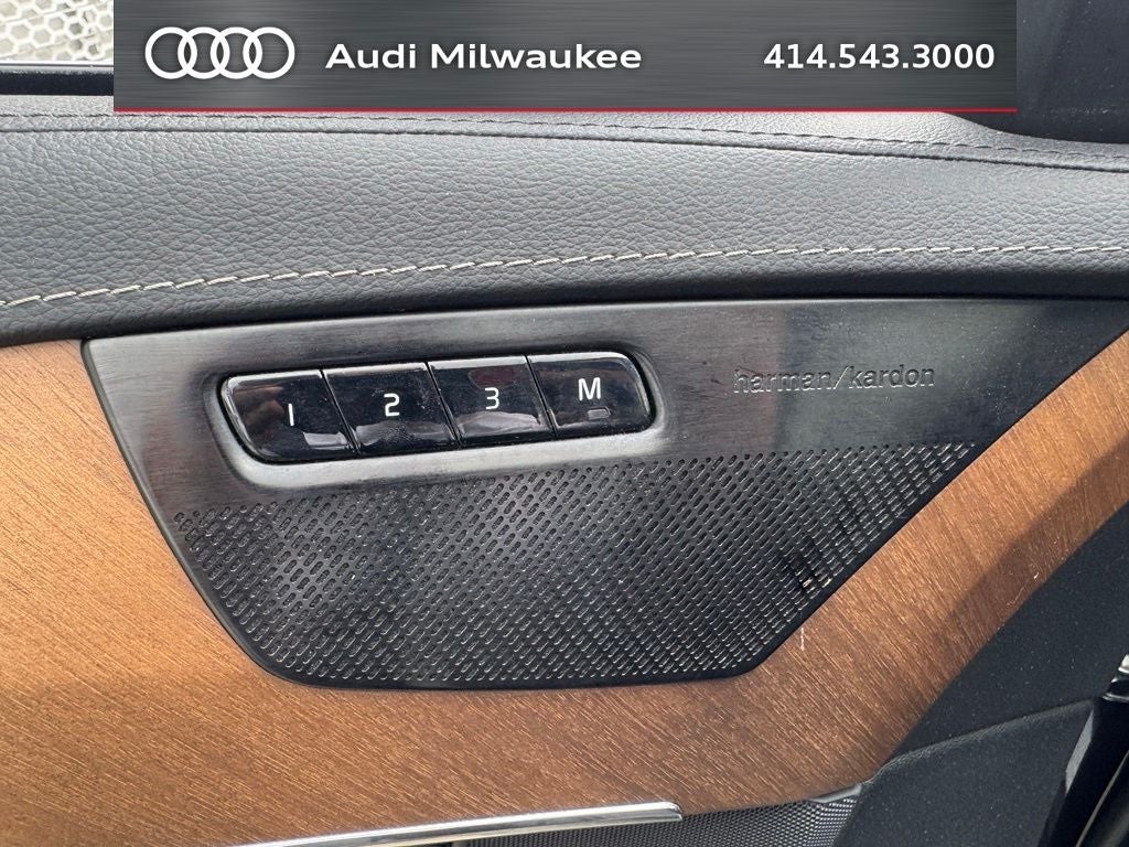 2019 Volvo XC90 T6 Inscription