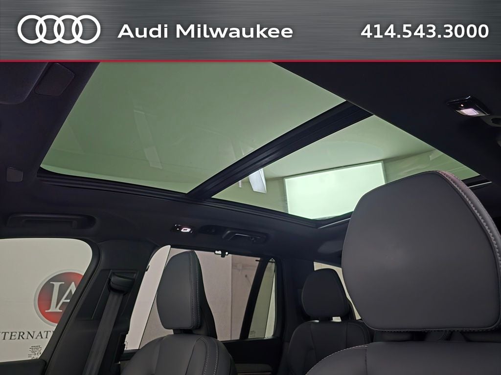 2024 Volvo XC90 Recharge Plug-In Hybrid Ultimate