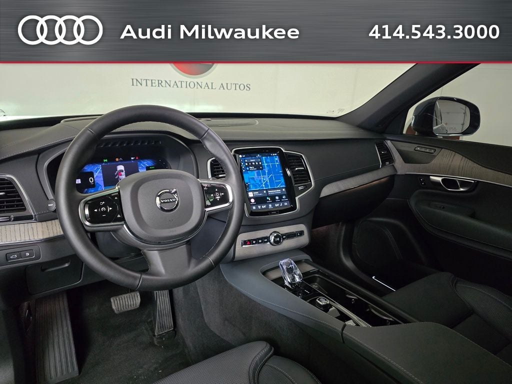 2024 Volvo XC90 Recharge Plug-In Hybrid Ultimate