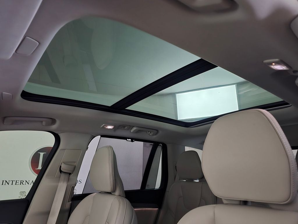2024 Volvo XC90 Recharge Plug-In Hybrid Ultimate