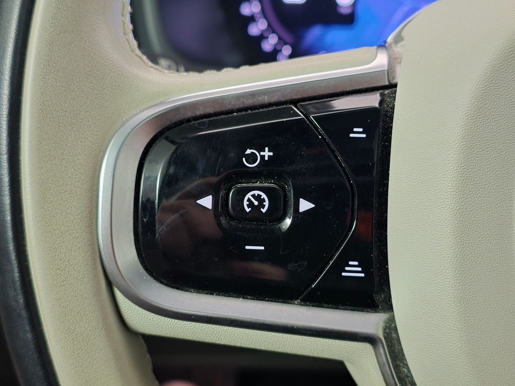 2024 Volvo XC90 Recharge Plug-In Hybrid Ultimate