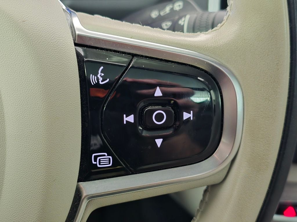 2024 Volvo XC90 Recharge Plug-In Hybrid Ultimate