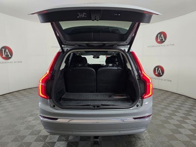 2024 Volvo XC90 B5 Plus