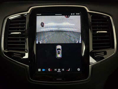 2024 Volvo XC90 B5 Plus