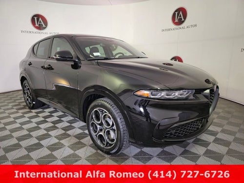 2025 Alfa Romeo Tonale Base