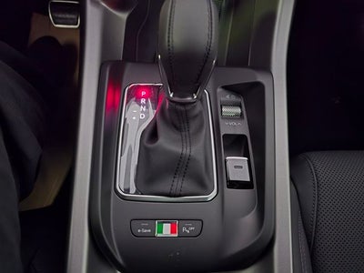 2025 Alfa Romeo Tonale Base
