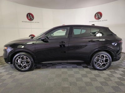 2025 Alfa Romeo Tonale Base